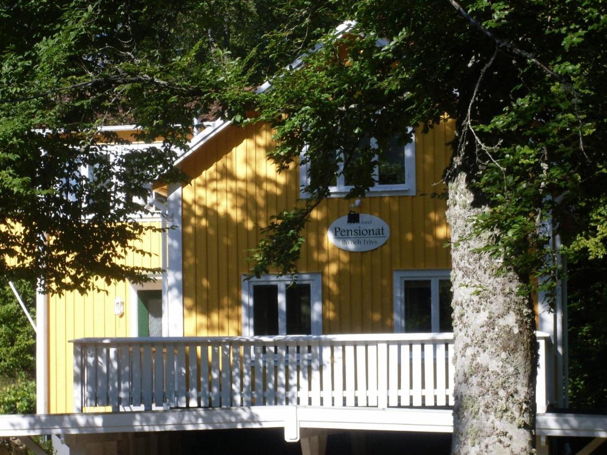 Hotel & Pensionat Bjoerkelund Stenbrohult  Exterior photo