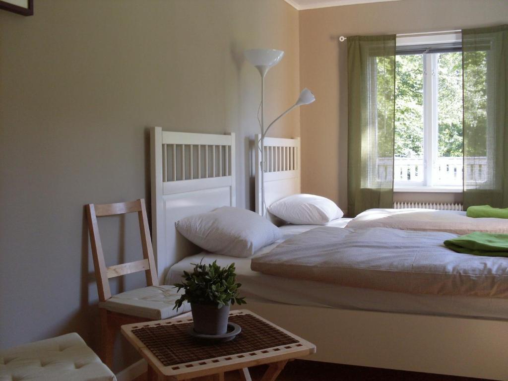 Hotel & Pensionat Bjoerkelund Stenbrohult  Room photo